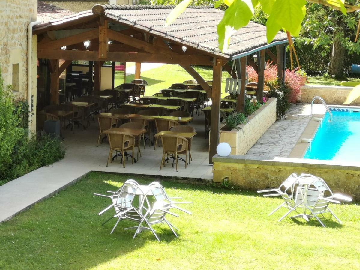Hotel Le Relais Du Touron Carsac-Aillac Bagian luar foto